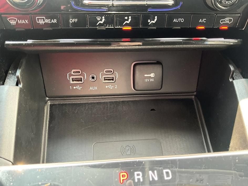 2023 Jeep Grand Cherokee Laredo 4x4