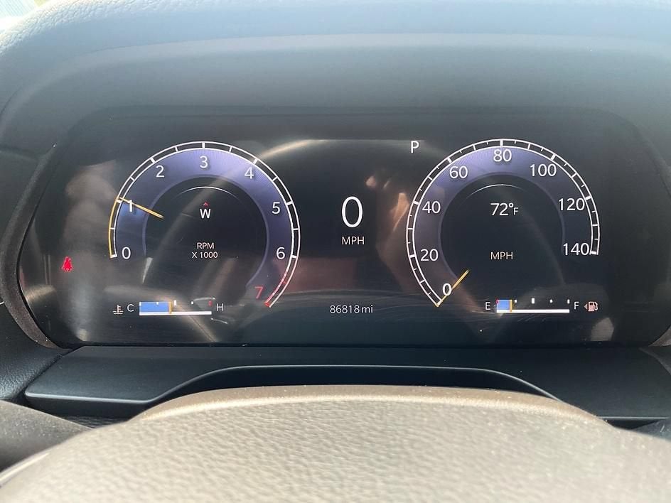 2023 Jeep Grand Cherokee Laredo 4x4