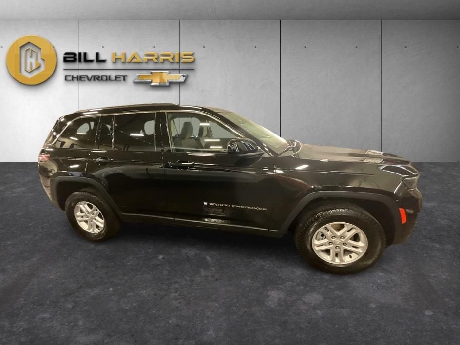 2023 Jeep Grand Cherokee Laredo 4x4