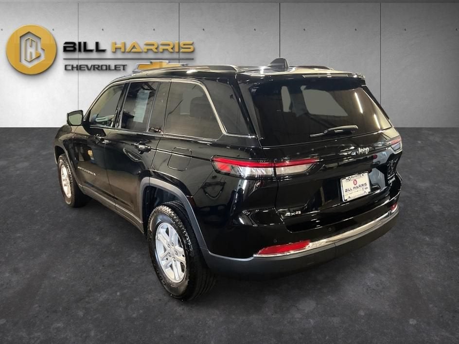 2023 Jeep Grand Cherokee Laredo 4x4