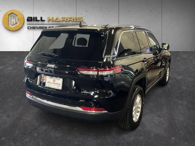 2023 Jeep Grand Cherokee Laredo 4x4