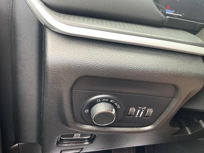 2023 Jeep Grand Cherokee Laredo 4x4