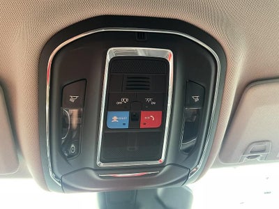2023 Jeep Grand Cherokee Laredo 4x4