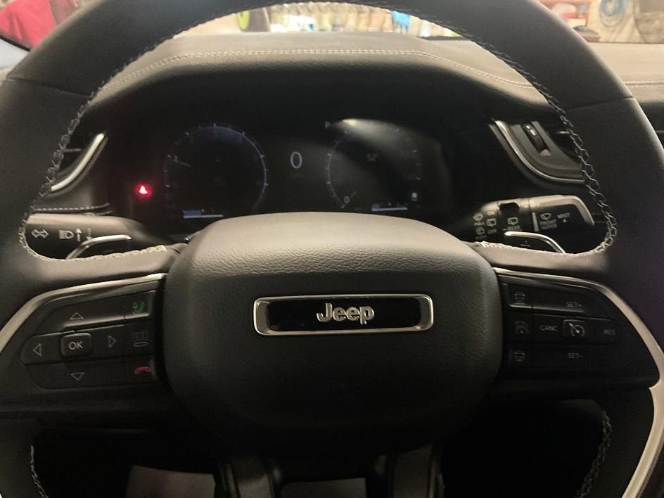 2025 Jeep Grand Cherokee Limited 4x4
