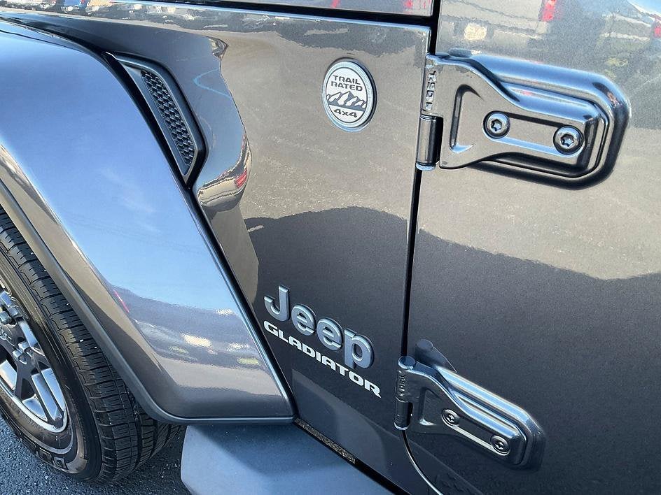 2021 Jeep Gladiator Overland