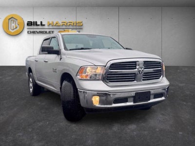 2017 RAM 1500 Big Horn Crew Cab 4x4 5'7" Box
