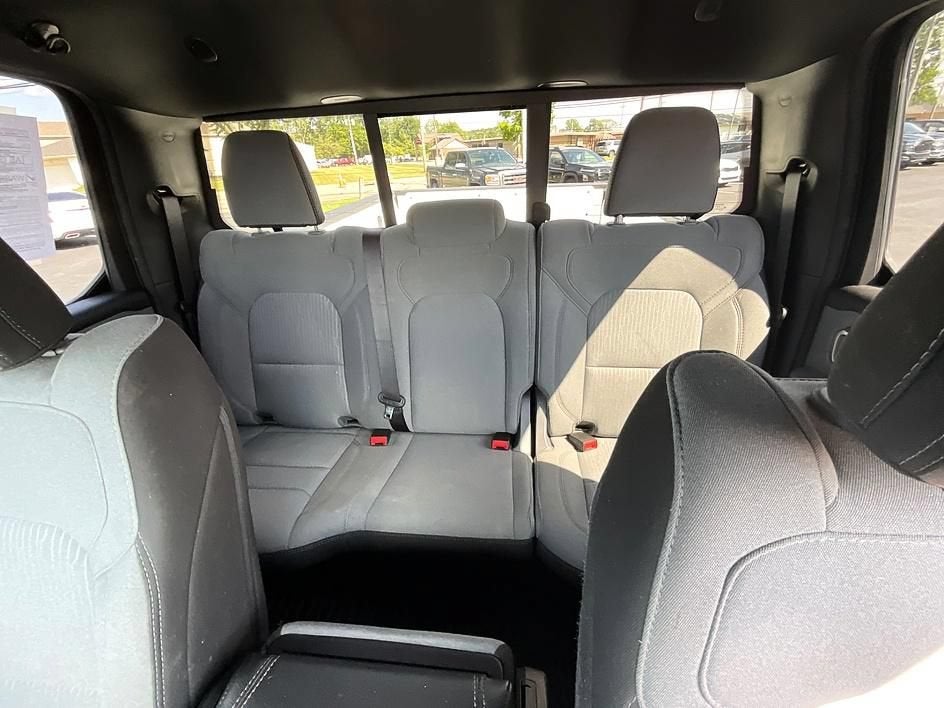 2023 RAM 1500 Big Horn Quad Cab 4x4 6'4" Box