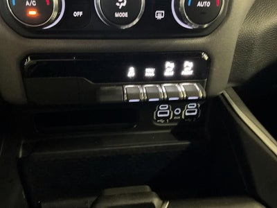 2022 RAM 1500 Big Horn Crew Cab 4x4 5'7" Box