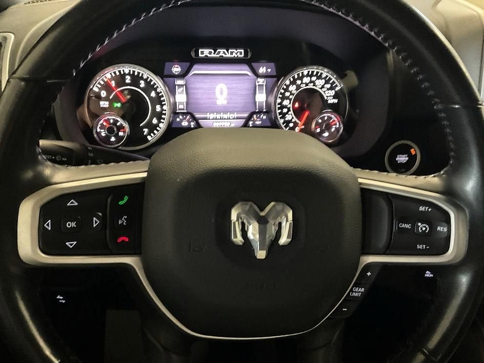 2022 RAM 1500 Big Horn Crew Cab 4x4 5'7" Box