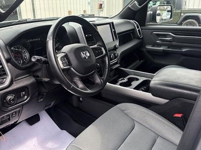 2022 RAM 1500 Big Horn Crew Cab 4x4 5'7" Box