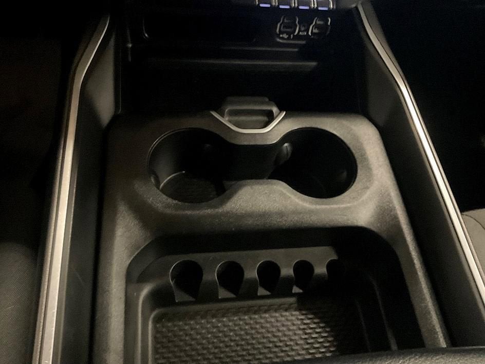 2020 RAM 1500 Big Horn Quad Cab 4x4 6'4" Box