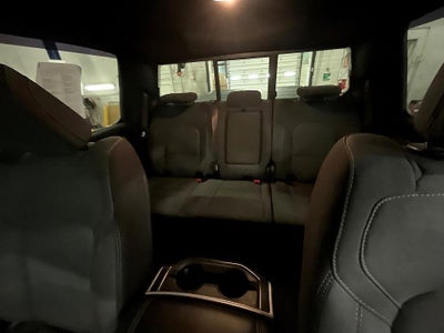 2022 RAM 1500 Big Horn Crew Cab 4x4 6'4" Box