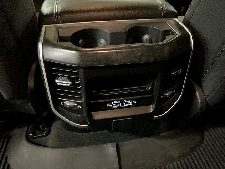 2022 RAM 1500 Big Horn Crew Cab 4x4 6'4" Box