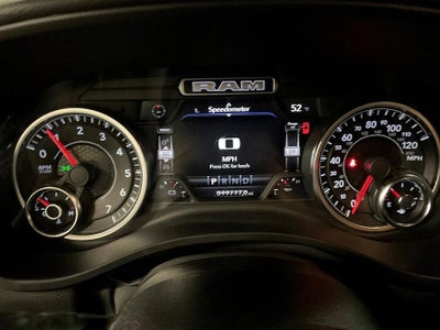 2022 RAM 1500 Big Horn Crew Cab 4x4 6'4" Box