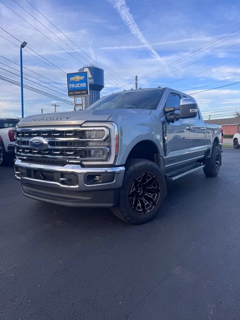 2023 Ford F-250 LARIAT