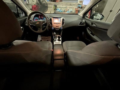 2018 Chevrolet Cruze LS