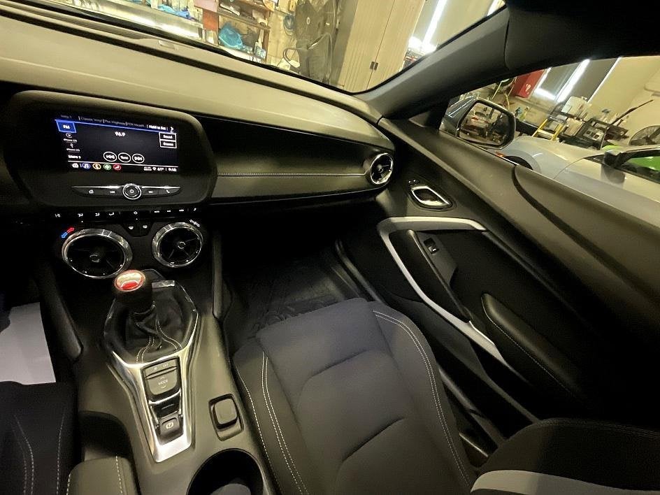 2021 Chevrolet Camaro LT1