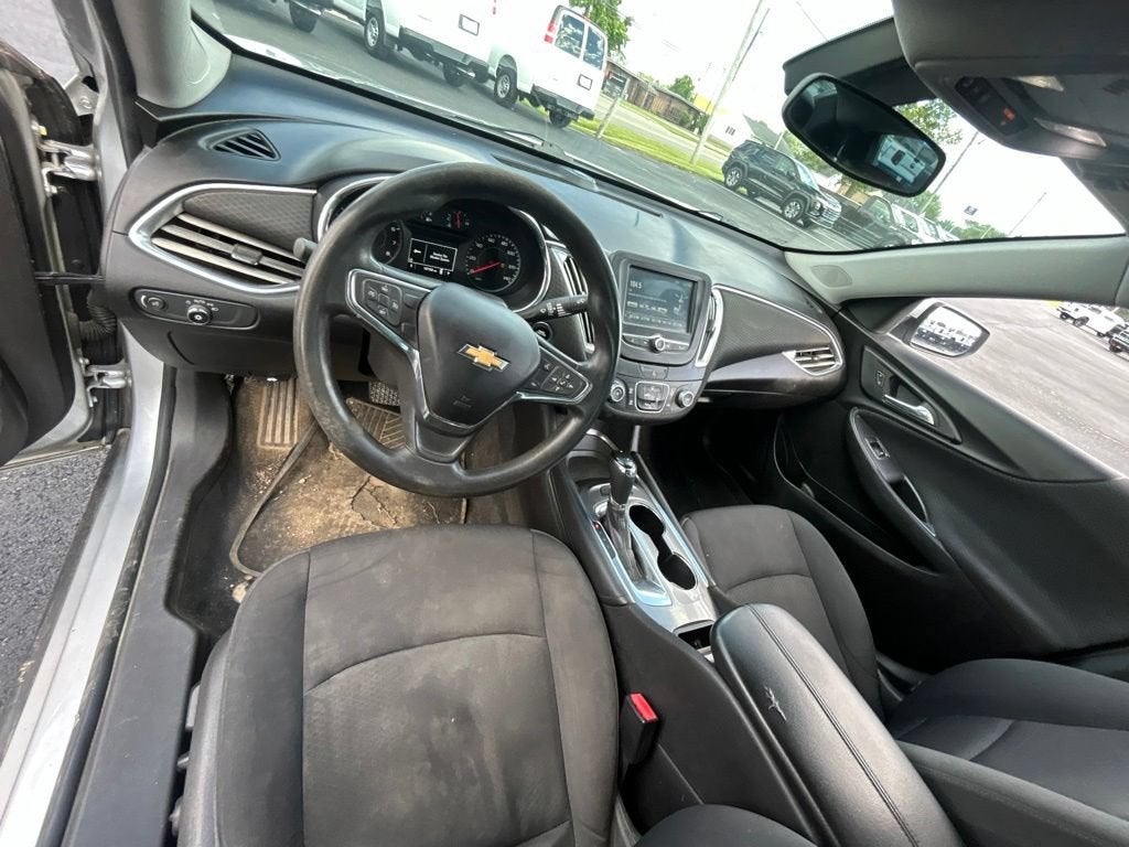 2017 Chevrolet Malibu LT
