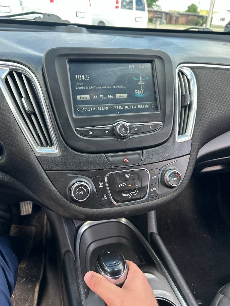 2017 Chevrolet Malibu LT