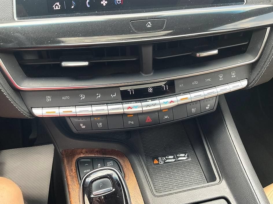 2022 Cadillac CT5 Premium Luxury