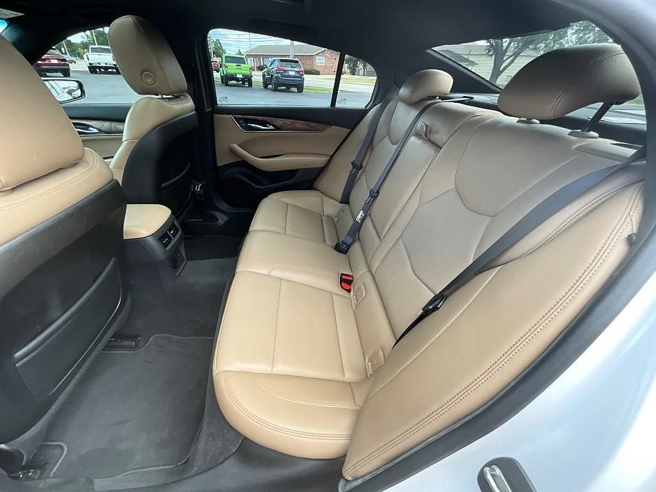 2022 Cadillac CT5 Premium Luxury