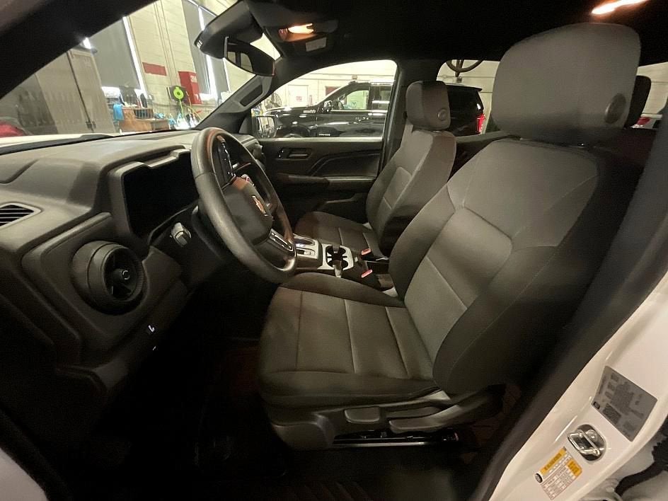 2023 Chevrolet Colorado WT