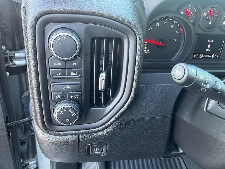 2025 Chevrolet Silverado 1500 Custom