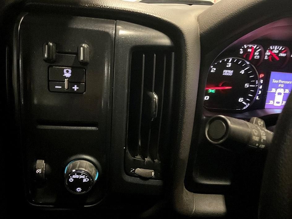 2018 Chevrolet Silverado 1500 Custom