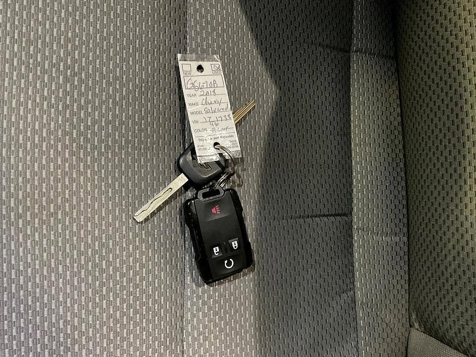 2018 Chevrolet Silverado 1500 Custom