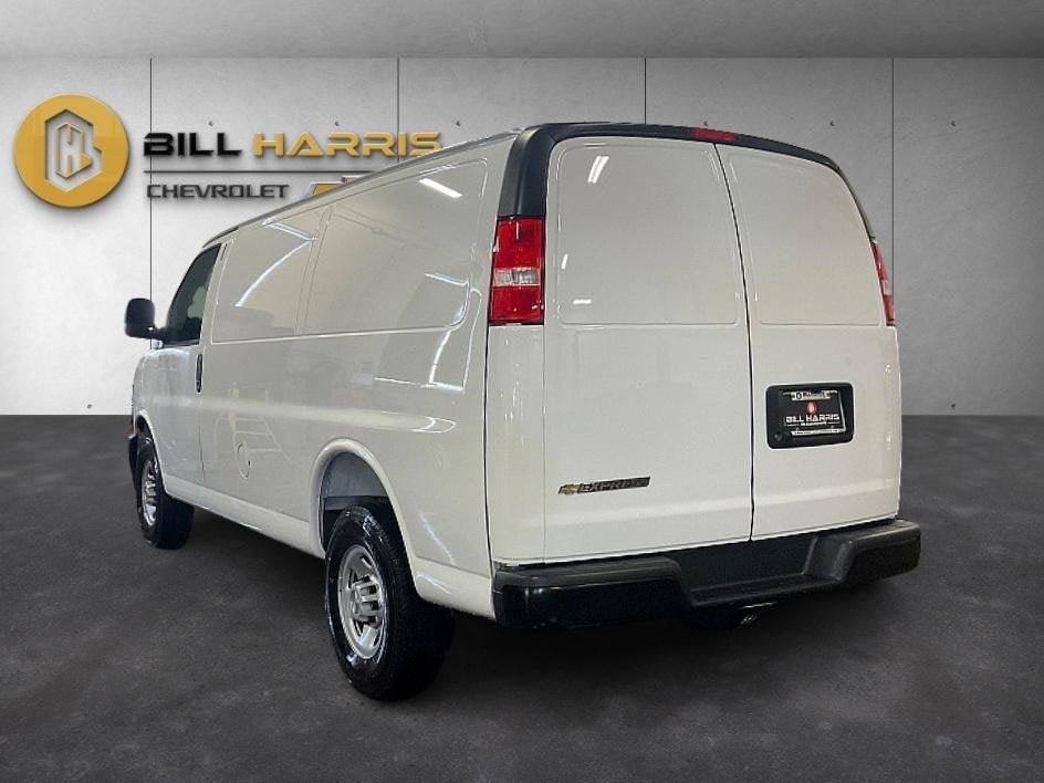 2025 Chevrolet Express Cargo 2500 WT