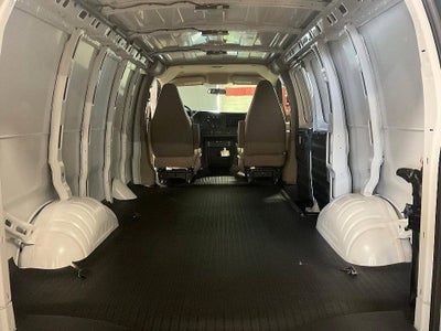 2025 Chevrolet Express Cargo 2500 WT