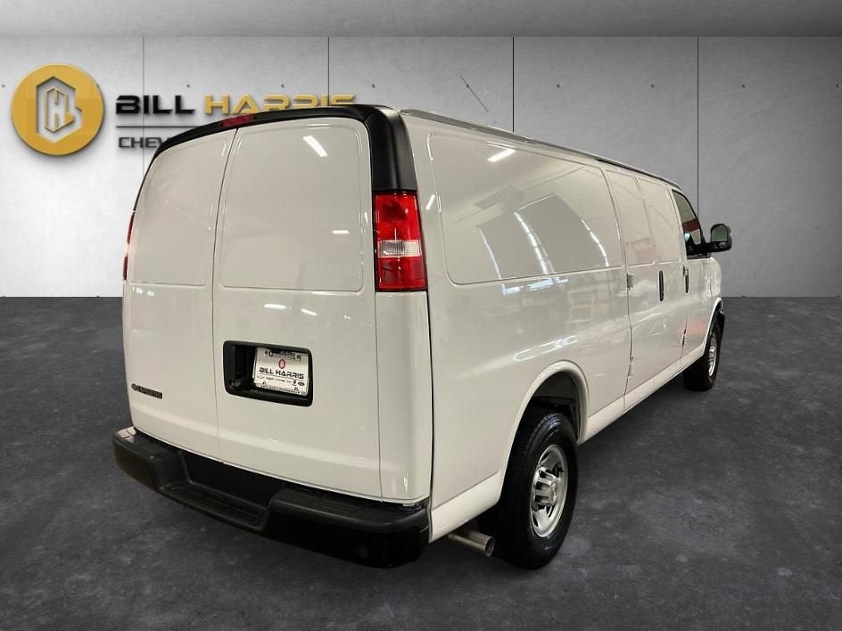 2026 Chevrolet Express Cargo WT