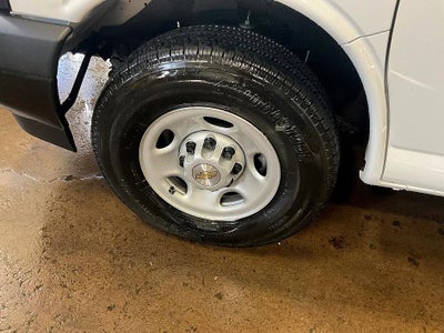 2025 Chevrolet Express Cargo 2500 WT