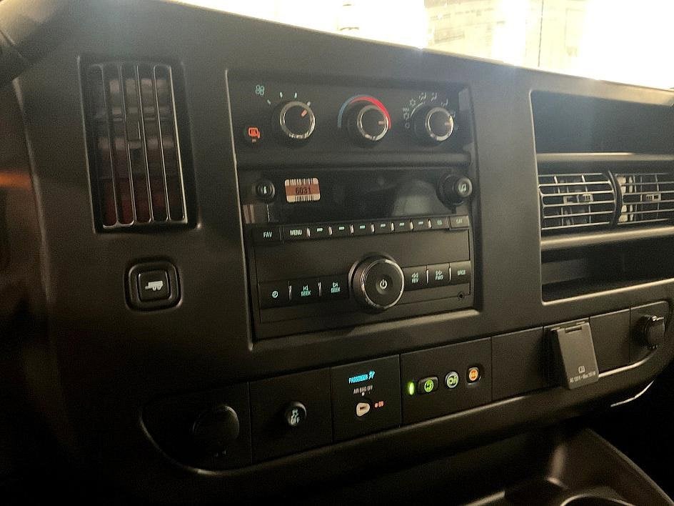 2025 Chevrolet Express Cargo 2500 WT