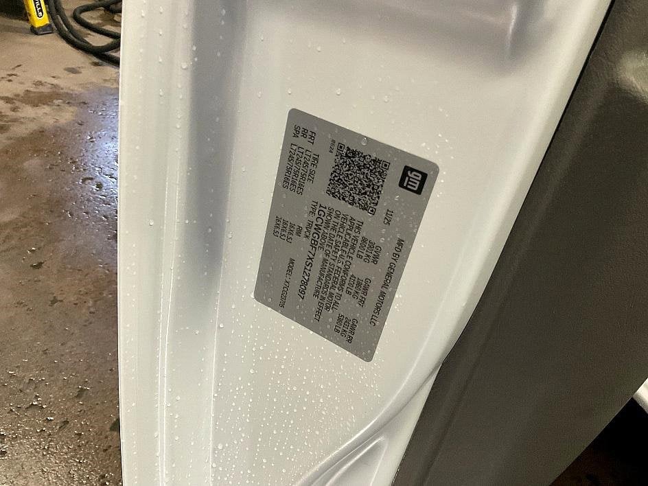 2025 Chevrolet Express Cargo 2500 WT