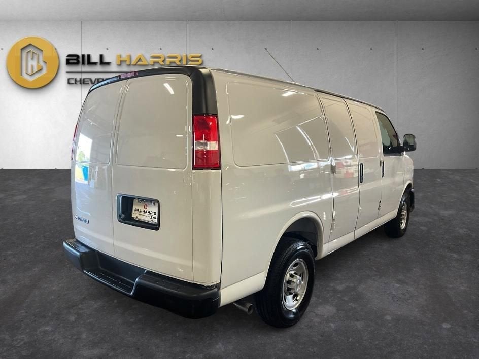 2026 Chevrolet Express Cargo WT