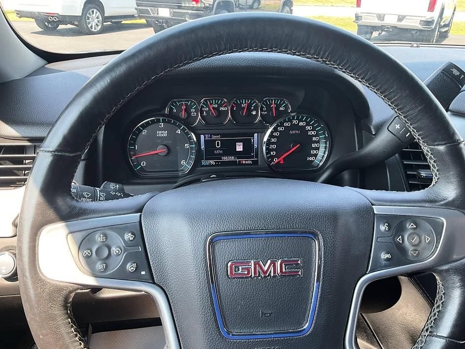 2017 GMC Yukon SLT