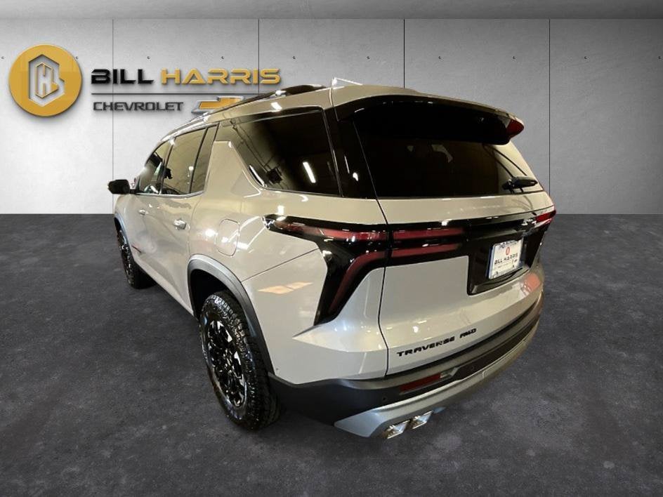 2027 Chevrolet Traverse Z71 - Photo 12