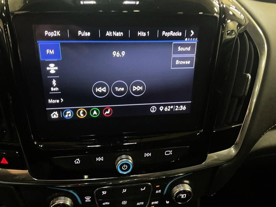 2021 Chevrolet Traverse RS