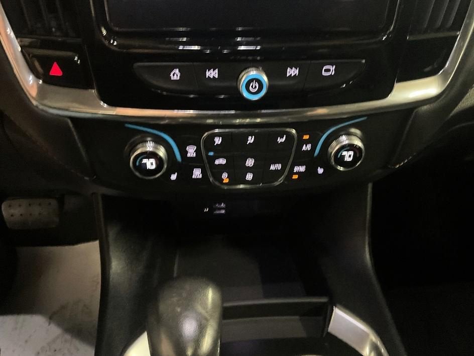 2021 Chevrolet Traverse RS