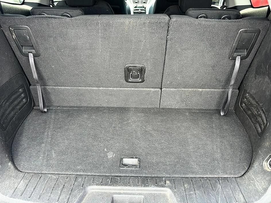 2011 Chevrolet Traverse LT w/1LT