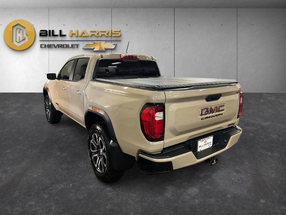 2024 GMC Canyon AT4