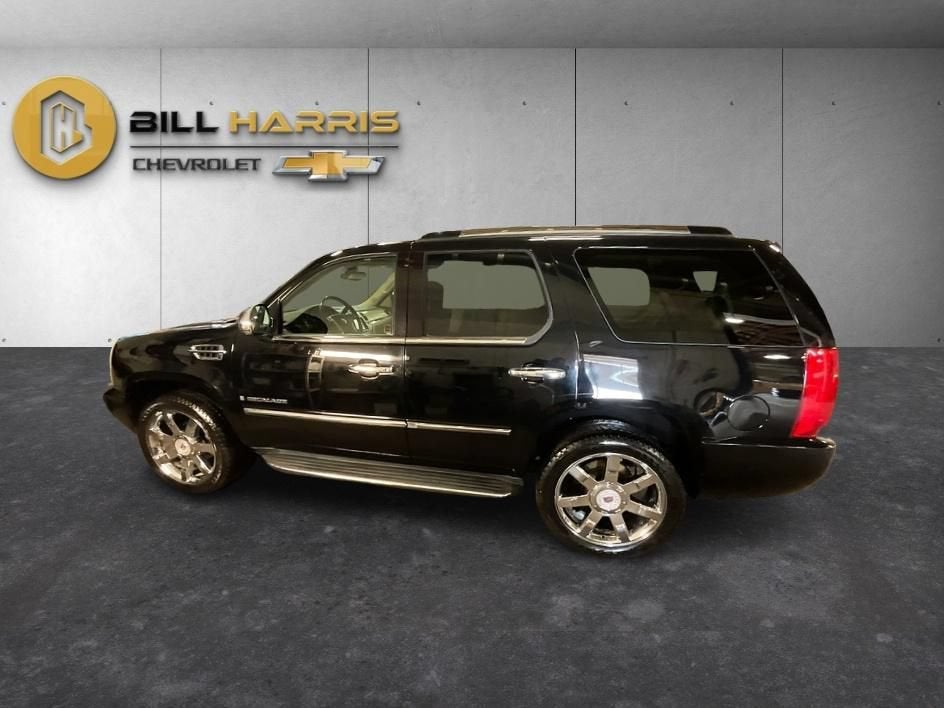 2009 Cadillac Escalade Standard