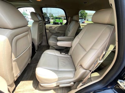 2009 Cadillac Escalade Standard