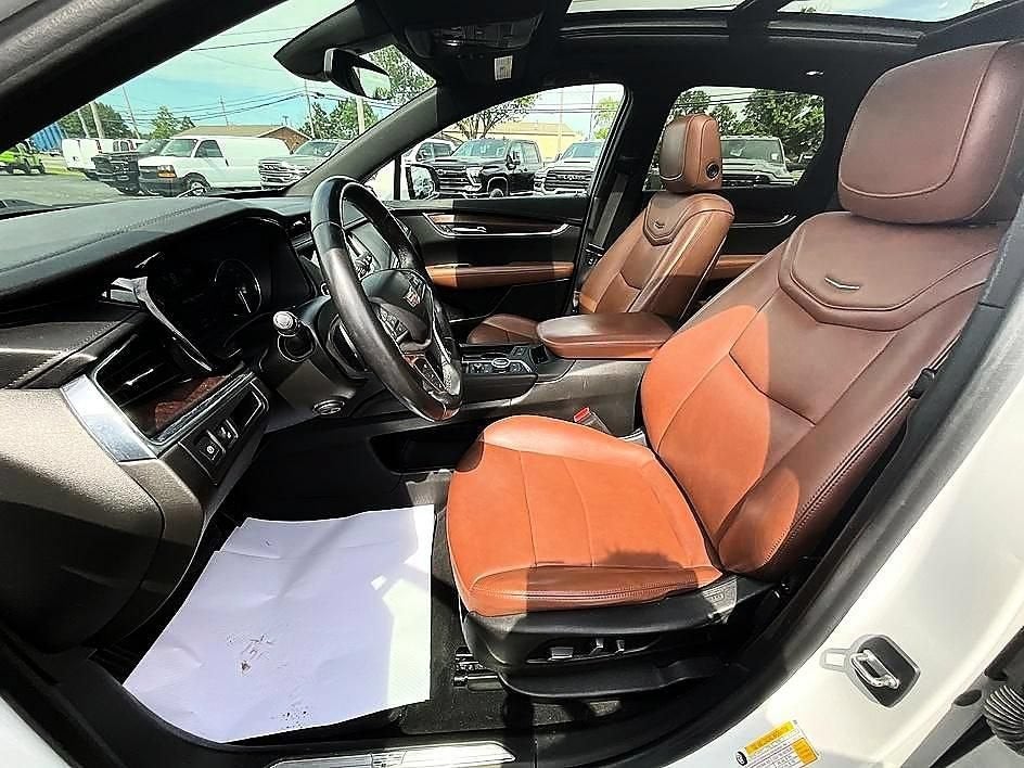 2021 Cadillac XT5 AWD Premium Luxury