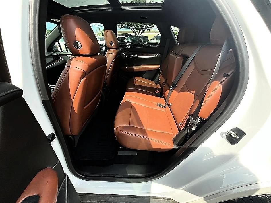 2021 Cadillac XT5 AWD Premium Luxury