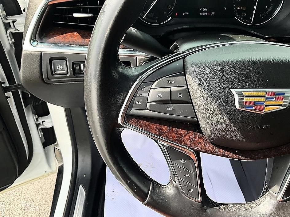 2021 Cadillac XT5 AWD Premium Luxury
