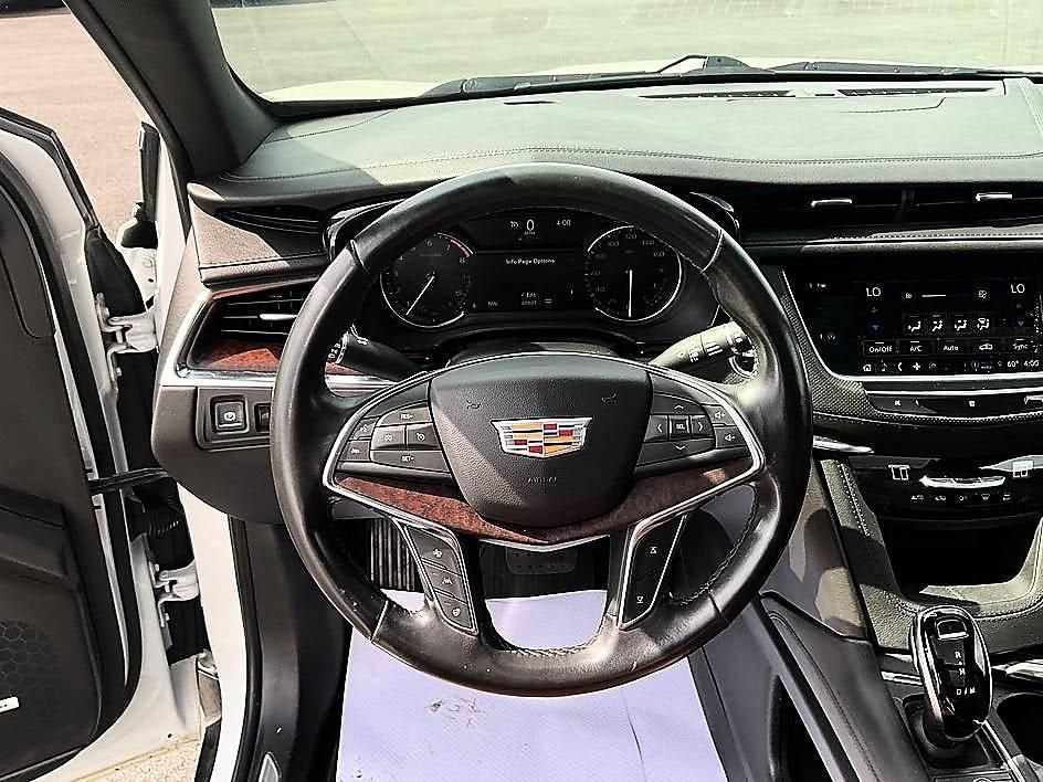 2021 Cadillac XT5 AWD Premium Luxury