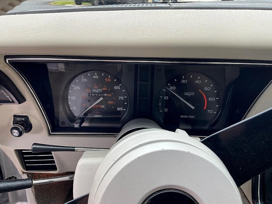 1980 Chevrolet CORVETTE Base