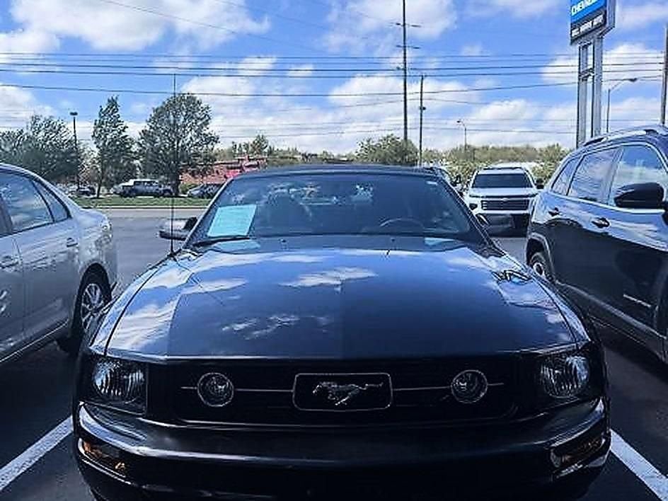 2009 Ford Mustang Base